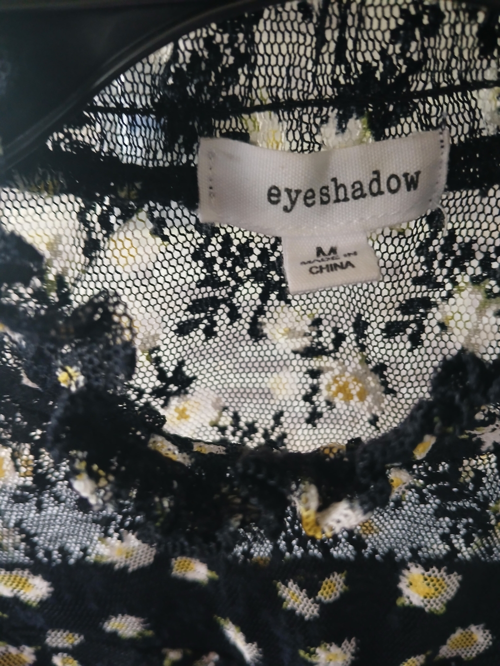 Black Daisy-Print Sheer Ruffle-Trim Blouse Size M - Picture 2 of 8